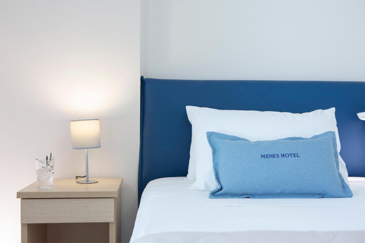 Menes Hotel Yénion 外观 照片